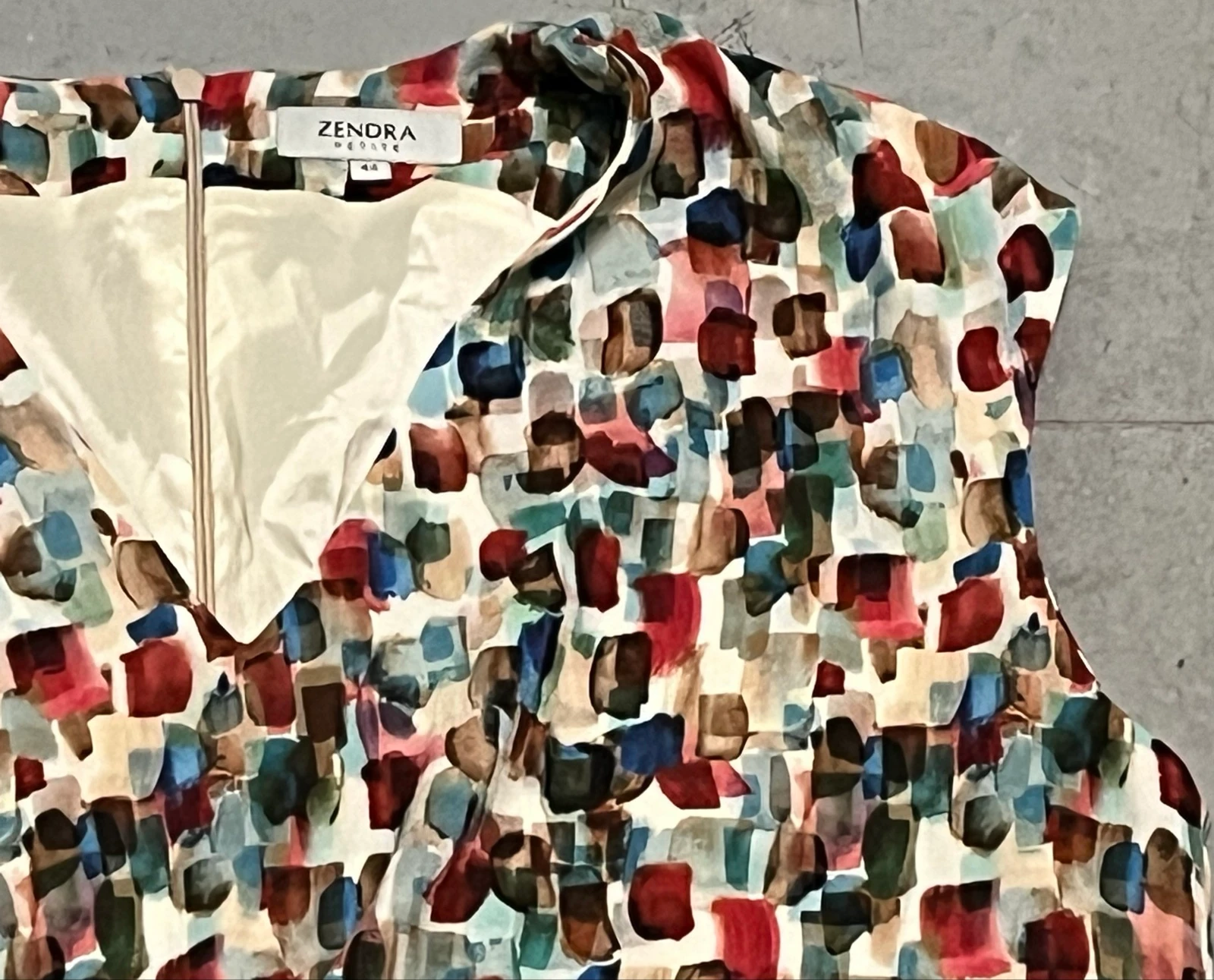 Vestido crepe estampado multicolor  – photo 12